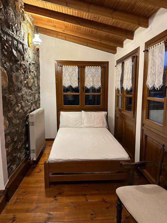 Ferienwohnung Το Ανώι Palaios Panteleimonas Exterior foto